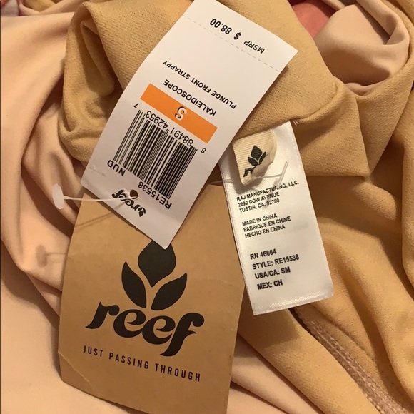 Reef Kaleidoscope plunge front strapped swimsuit - Picture 3 of 4